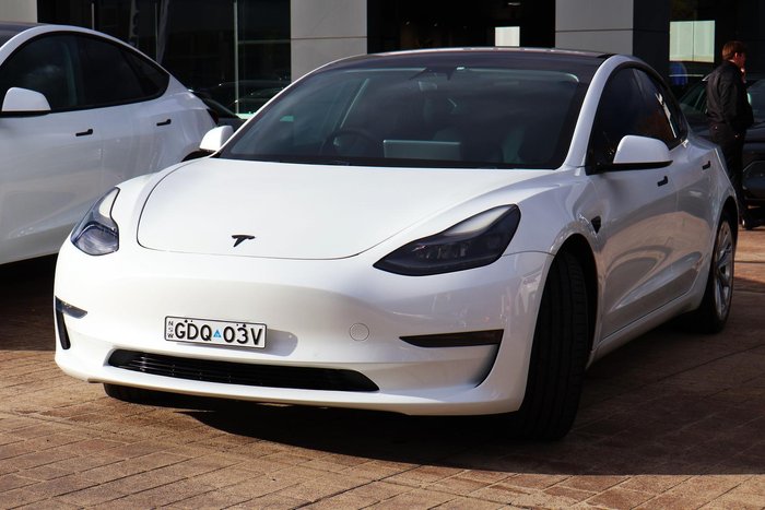 2020 Tesla Model 3 Long Range