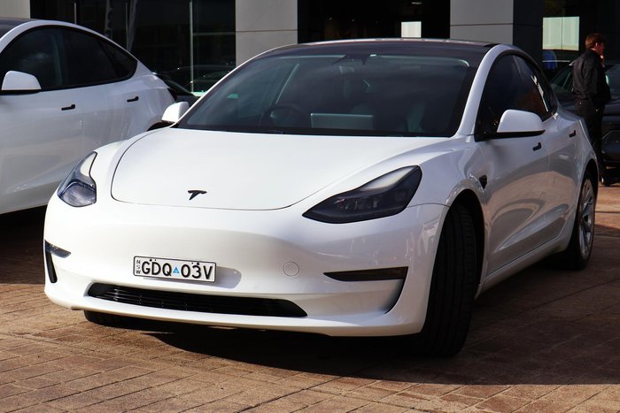 2020 Tesla Model 3 Long Range