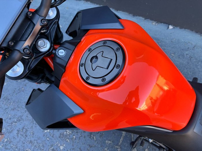 2023 Ktm 390 DUKE ORANGE