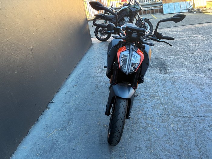 2023 Ktm 390 DUKE ORANGE