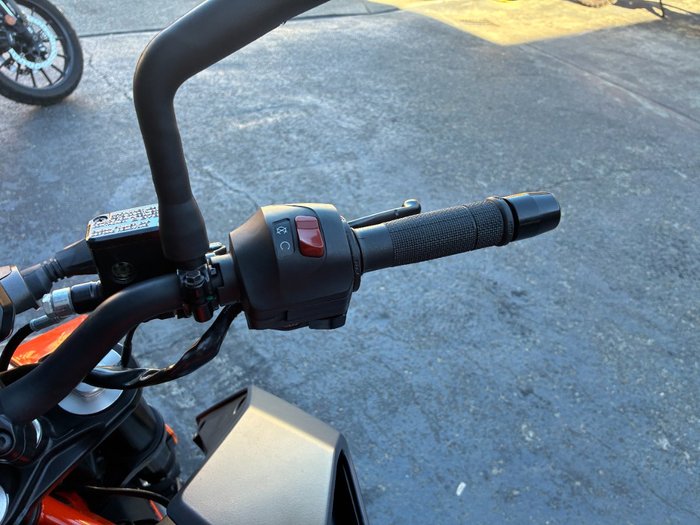 2023 Ktm 390 DUKE ORANGE