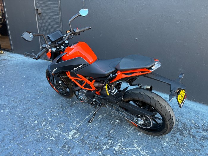2023 Ktm 390 DUKE ORANGE