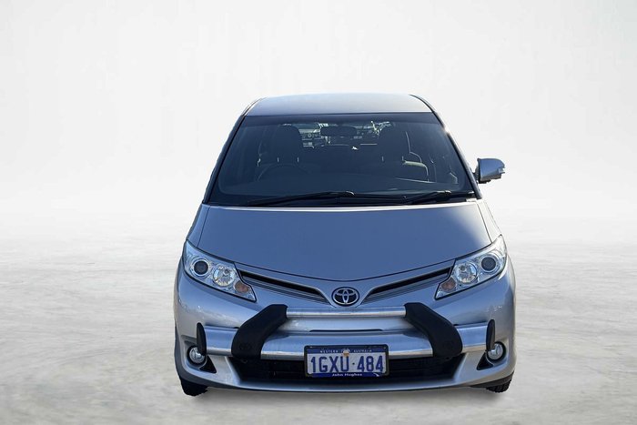 2019 Toyota Tarago GLi