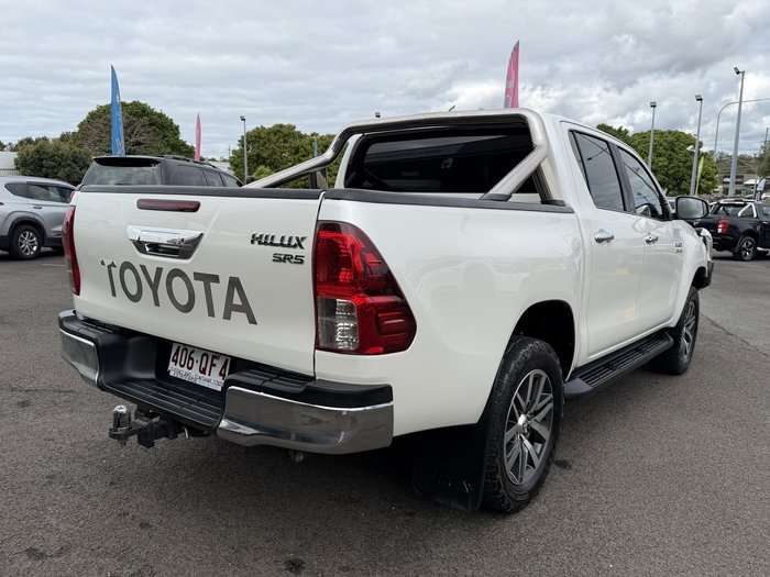 2019 Toyota Hilux SR5