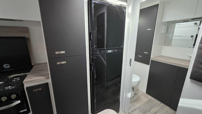 2026 Essential Caravans Ranger 210Rd 21'