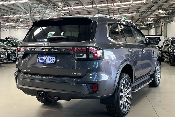 2022 Ford Everest Platinum