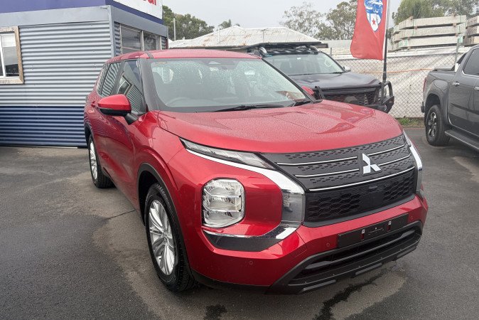 2024 MITSUBISHI OUTLANDER