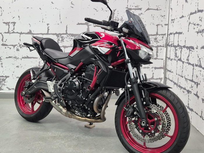 2024 Kawasaki Z650L (LAMS) Z Red
