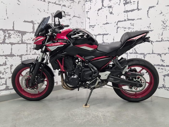 2024 Kawasaki Z650L (LAMS) Z Red