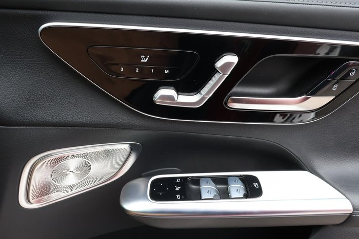 2023 Mercedes-Benz GLC-Class GLC300