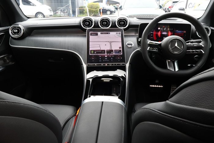 2023 Mercedes-Benz GLC-Class GLC300