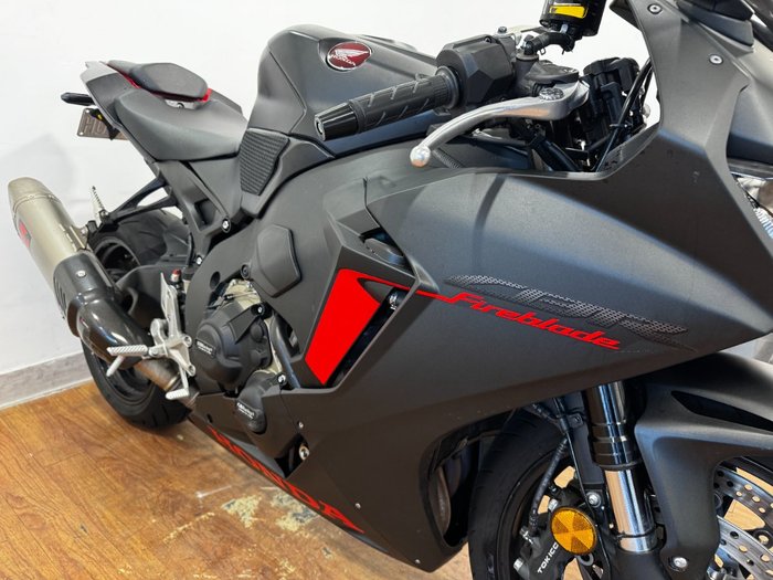 2017 Honda CBR1000RR (FIREBLADE) ABS Black