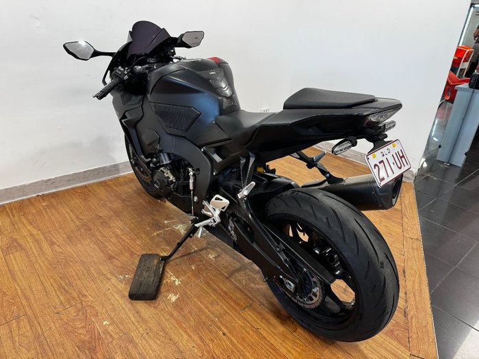 2017 Honda CBR1000RR (FIREBLADE) ABS Black