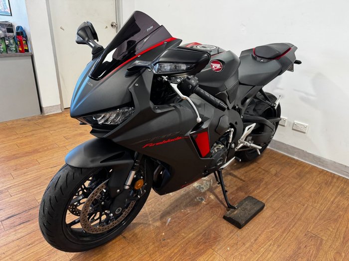 2017 Honda CBR1000RR (FIREBLADE) ABS Black