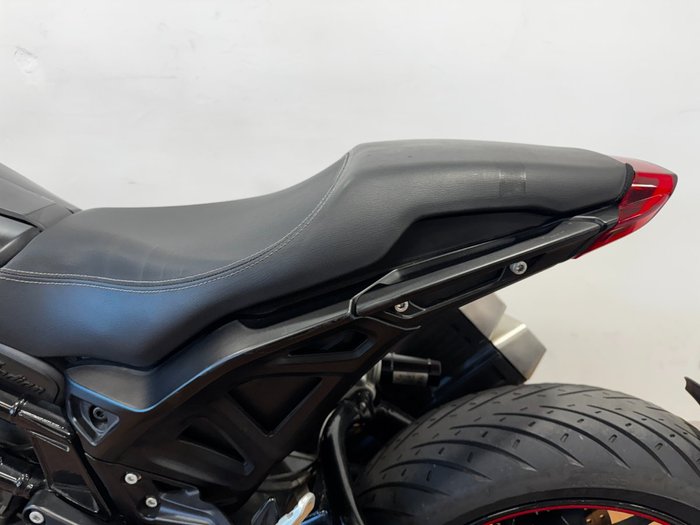 2021 Indian FTR 1200 Black
