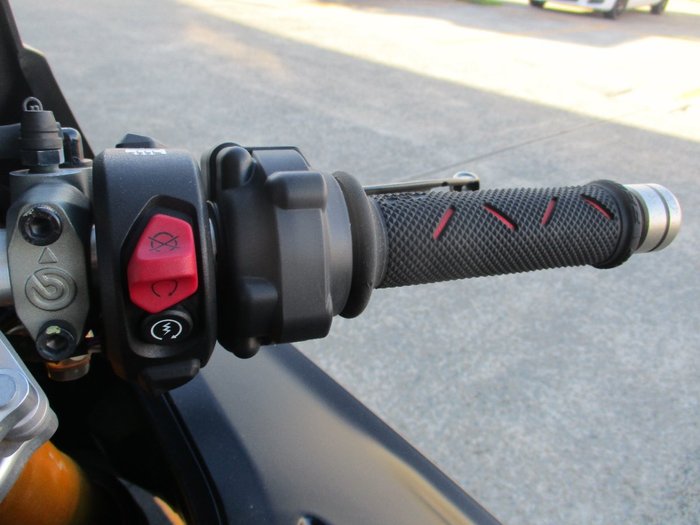 2023 DUCATI PANIGALE V4 SP2 ANNIVERSARIO BLACK/SILVER