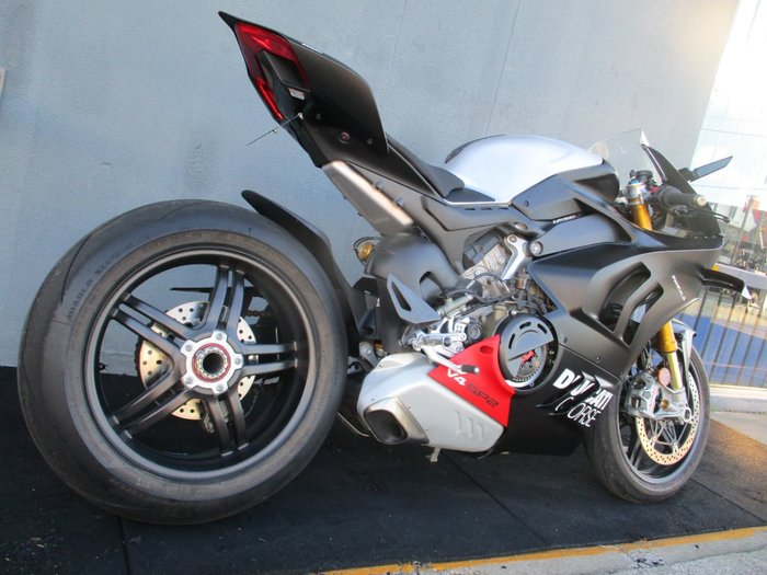 2023 DUCATI PANIGALE V4 SP2 ANNIVERSARIO BLACK/SILVER