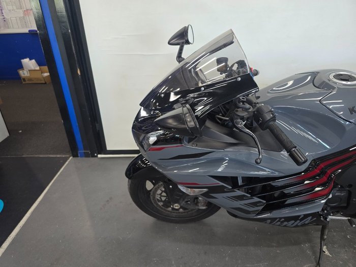 2022 Kawasaki NINJA ZX-14R ABS (OHLINS) GREY