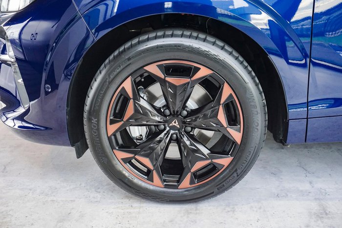 2025 CUPRA Terramar V