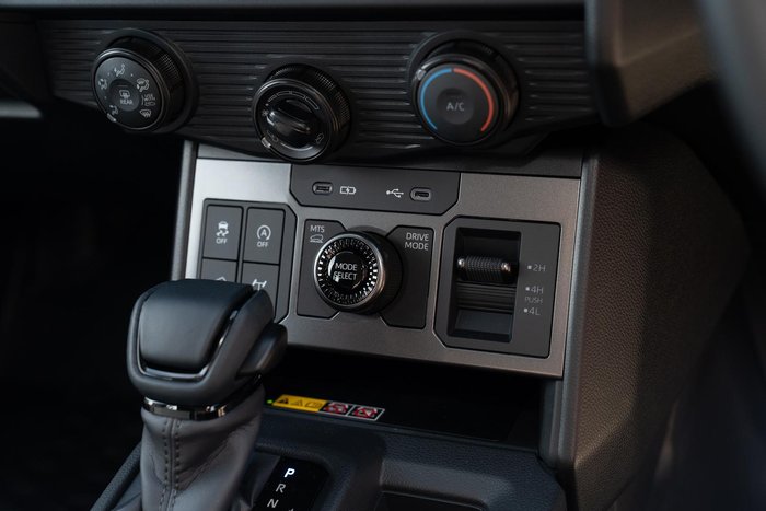 2026 Toyota Hilux SR 48V