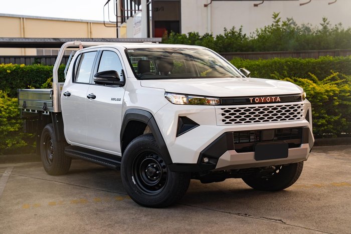 2026 Toyota Hilux SR 48V
