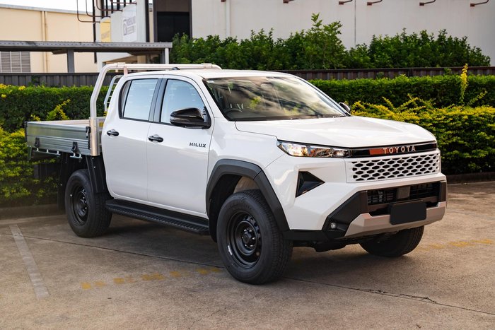 2026 Toyota Hilux SR 48V
