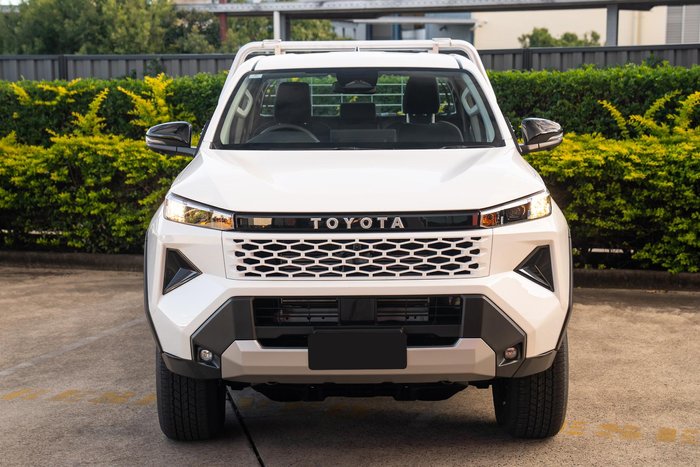 2026 Toyota Hilux SR 48V