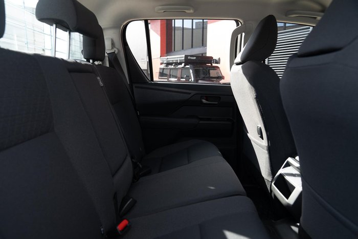 2026 Toyota Hilux SR 48V
