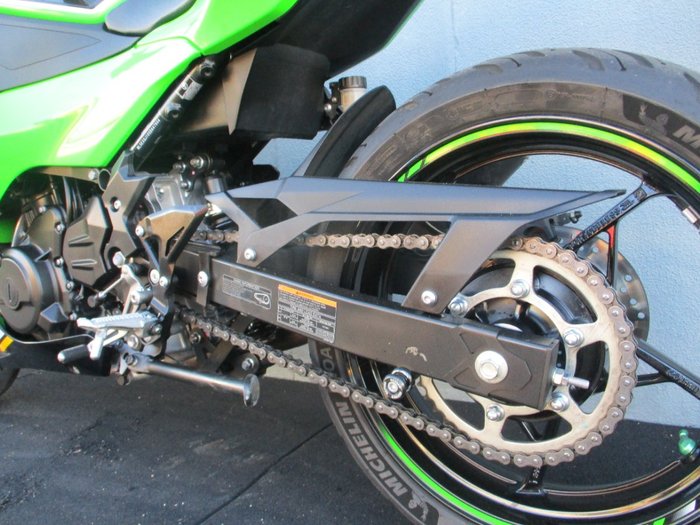 2025 Kawasaki NINJA 500 SE (LAMS) GREEN/KRT