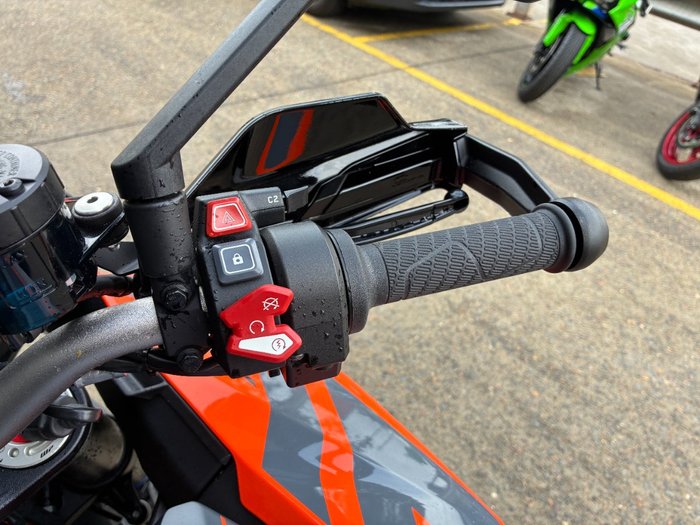 2022 Ktm 1290 SUPER DUKE GT ORANGE