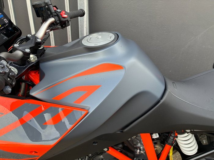 2022 Ktm 1290 SUPER DUKE GT ORANGE