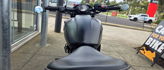 2021 Indian SCOUT BOBBER BLACK SMOKE