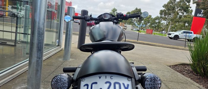 2021 Indian SCOUT BOBBER BLACK SMOKE