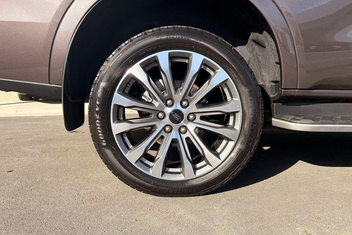 2025 Ford Everest Platinum
