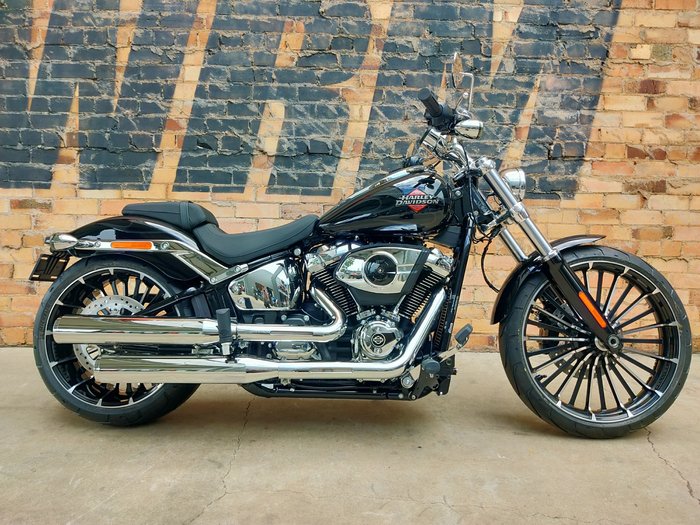 2025 HARLEY-DAVIDSON BREAKOUT 117 (FXBR) ROAD MIDNIGHT FIRESTORM