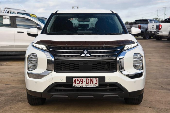 2021 Mitsubishi Outlander ES