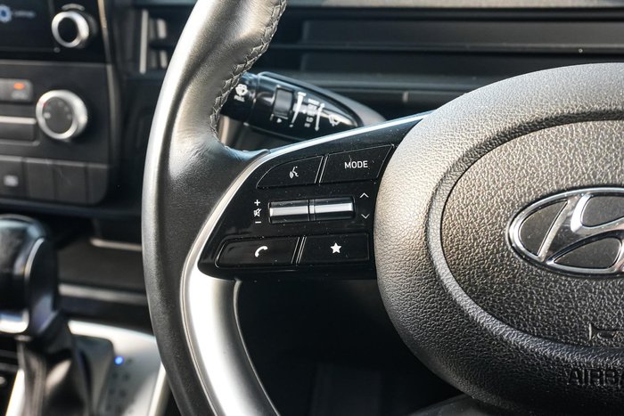 2022 Hyundai STARIA LOAD