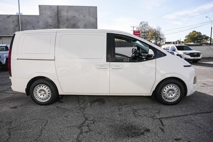 2022 Hyundai STARIA LOAD