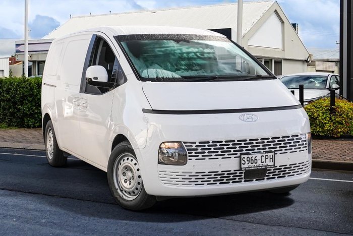 2022 Hyundai STARIA LOAD