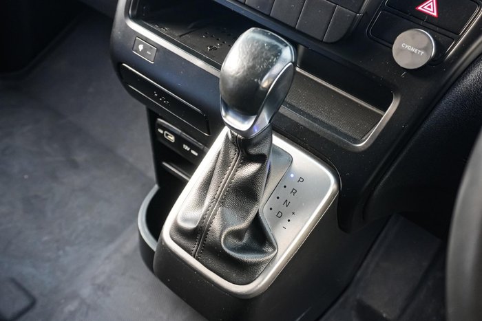 2022 Hyundai STARIA LOAD