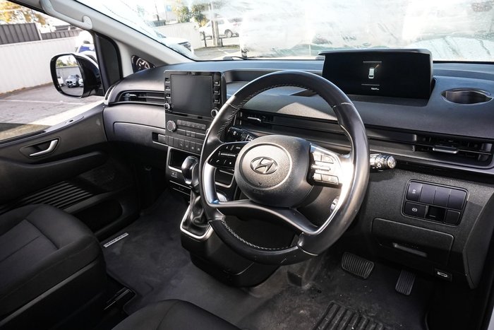 2022 Hyundai STARIA LOAD