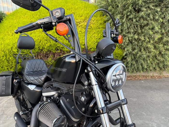 2011 HARLEY-DAVIDSON XL883 IRON 883