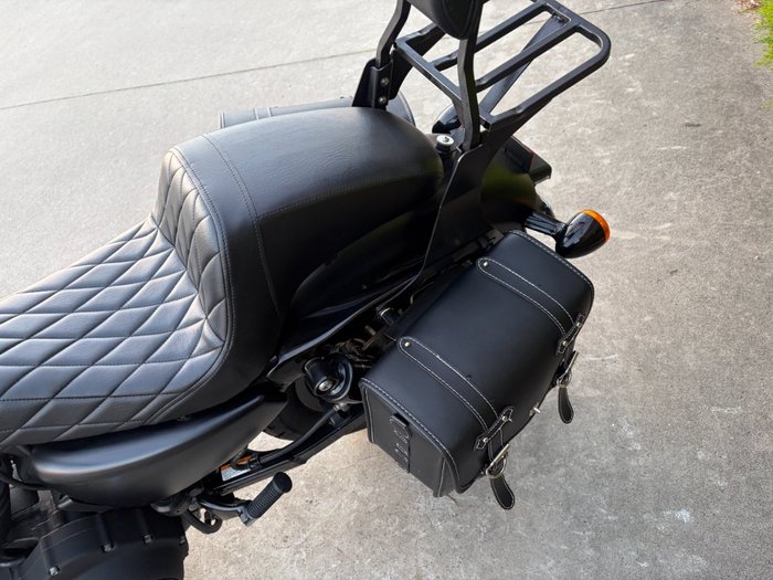 2011 HARLEY-DAVIDSON XL883 IRON 883