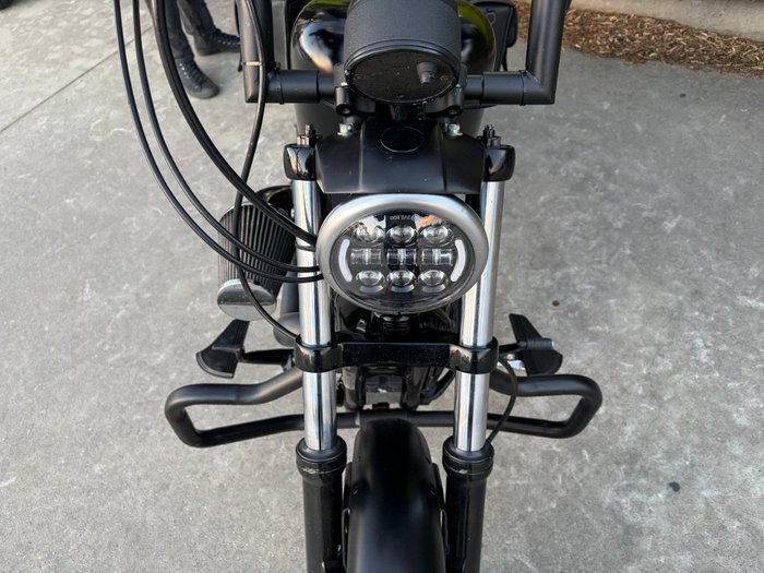 2011 HARLEY-DAVIDSON XL883 IRON 883