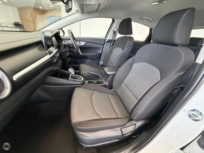 2024 Kia Cerato S