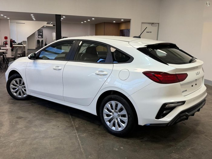 2024 Kia Cerato S