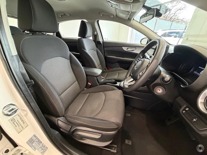2024 Kia Cerato S