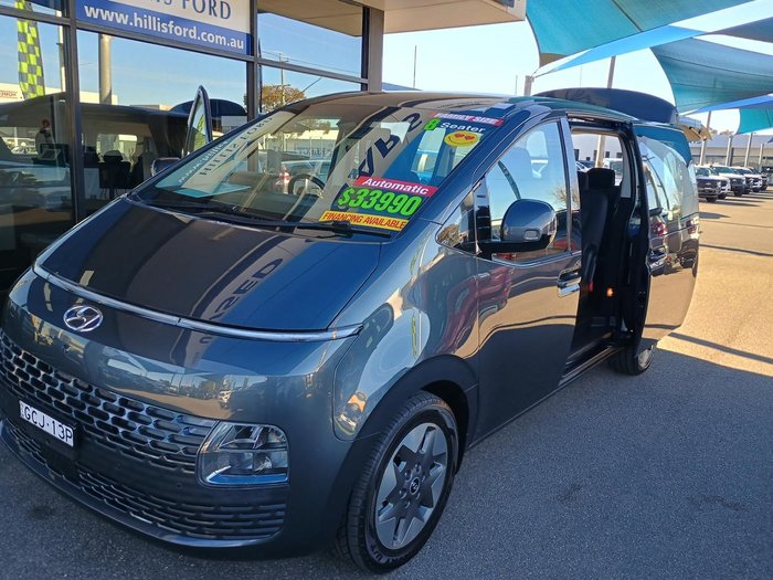 2022 Hyundai STARIA