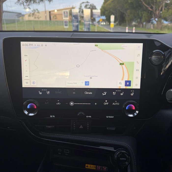2026 Lexus NX 450h+ Luxury