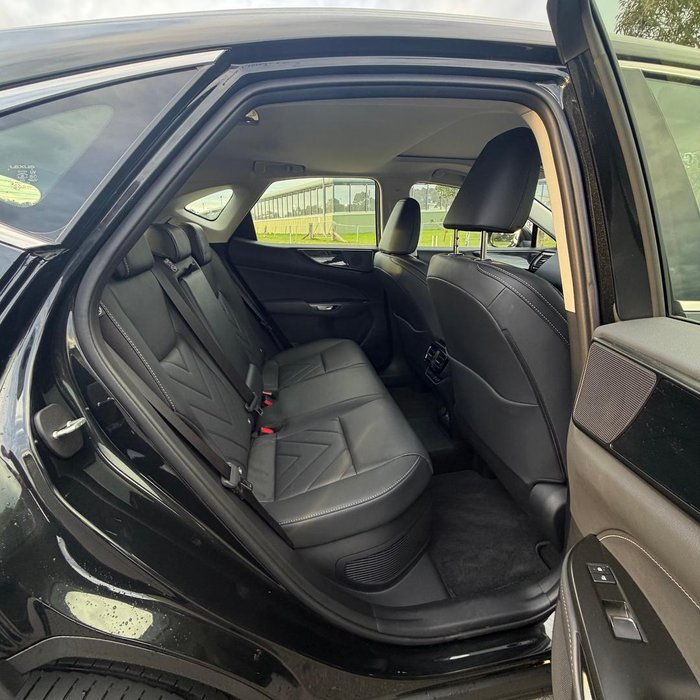 2026 Lexus NX 450h+ Luxury